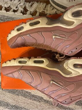 Nike TN Air Max Plus Dusty Rose with Cream Accents